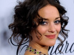 Marion Cotillard z Batmanem