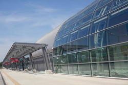 Modlin zebrał wszystkie pozwolenia. Samoloty mogą już lądować na lotnisku