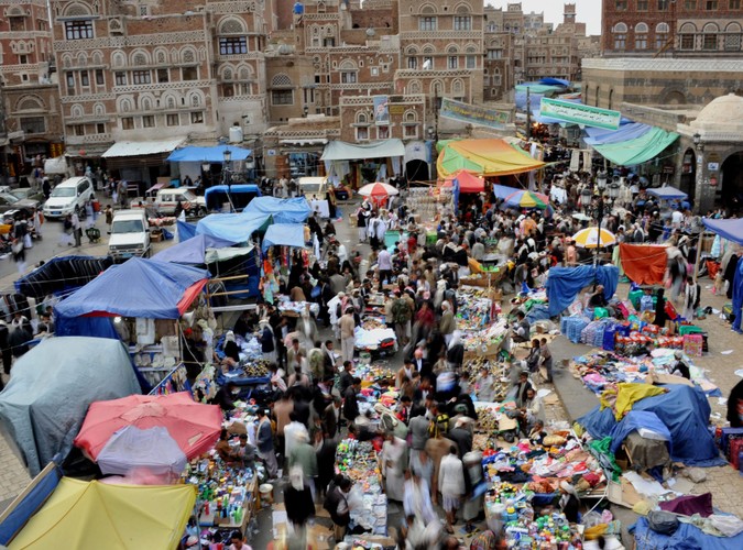 Rynek Starego Miasta w Sanie, to centrum zakupów przed świętem