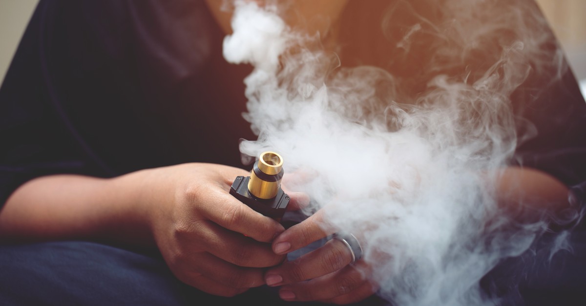 Legalna, powszechna i silniejsza niż heroina? Można ją kupić w każdym kiosku [WYWIAD]