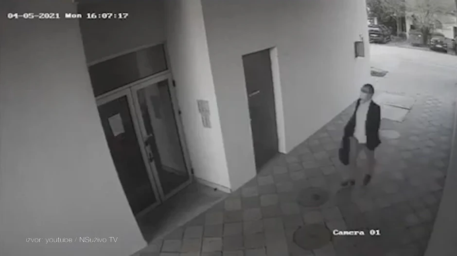 Nadzorne kamere snimile su muškarca koji je ušao u zgradu sa eksplozivom