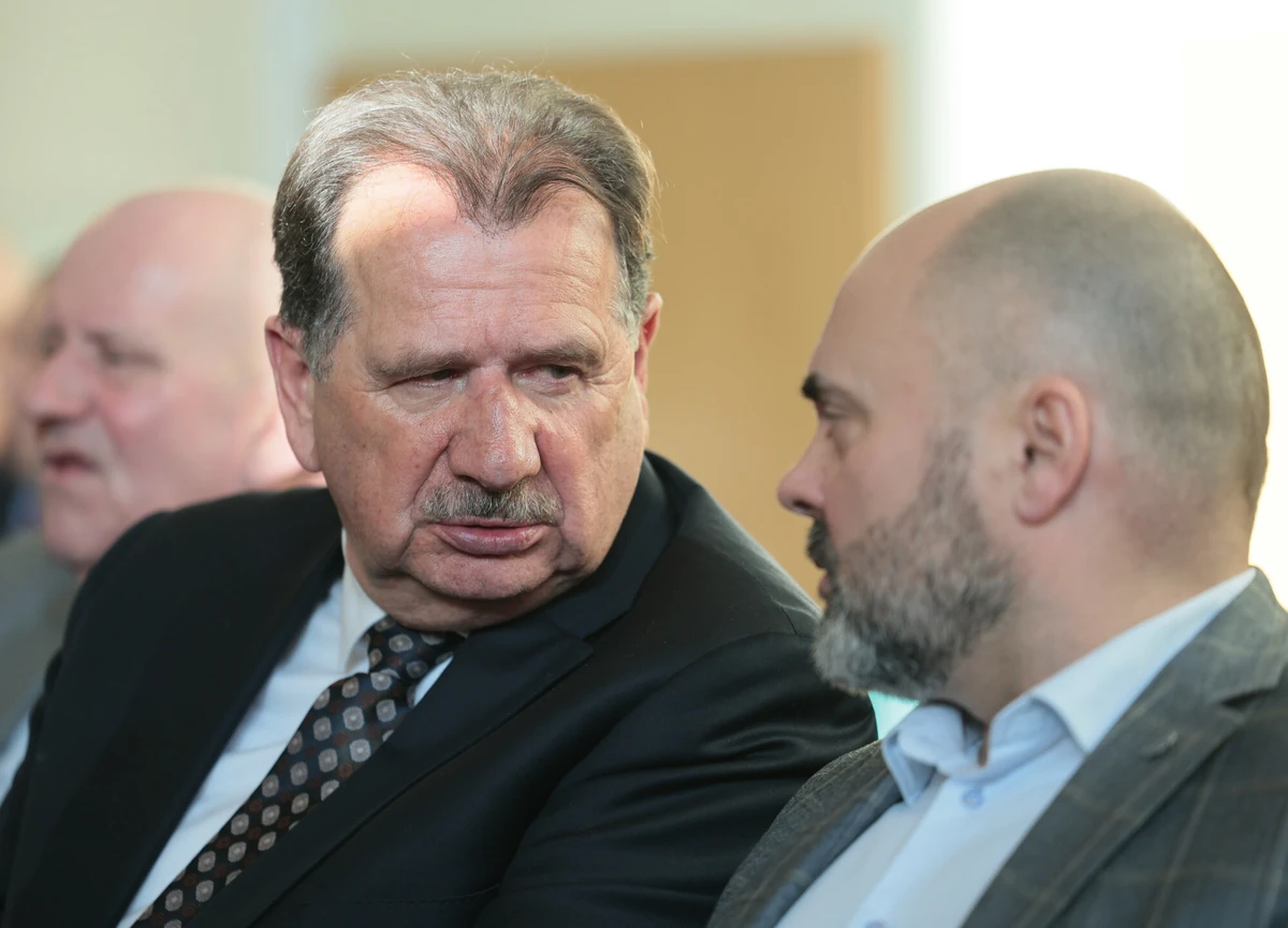 Burza wokół polityka PSL. Papa i Ludowy reagują na doniesienia medialne
