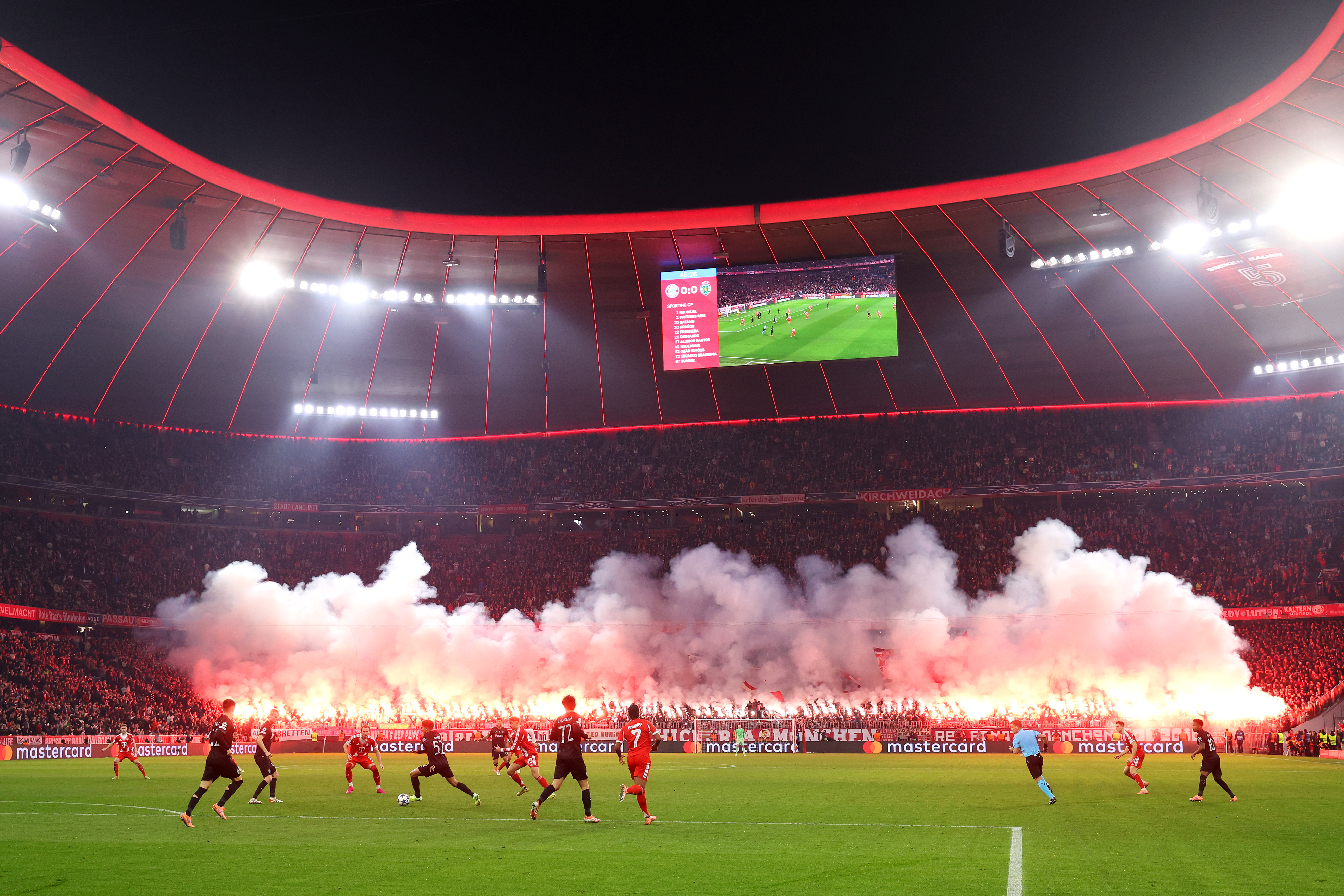 Bayern sperrt komplette Südkurve - fast 10.000 Fans betroffen