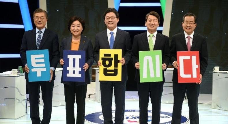 (L-R) South Korean presidential candidates Moon Jae-In of the Democratic Party of Korea, Sim Sang-Jung of the Justice Party, Yoo Seung-Min of the Bareun Party, Ahn Cheol-Soo of the People's Party, Hong Joon-Pyo of the Liberty Korea Party pose before a debate