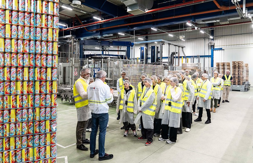 Od preformy do butelki pełnej napoju