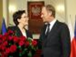 Skutki zmiany premiera: Wzrost zaufania do Donalda Tuska