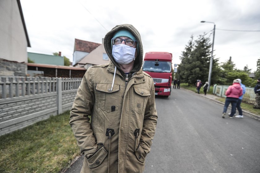 Bobrowniki. Mieszkańcy nie wpuścili ciężarówek z odpadami