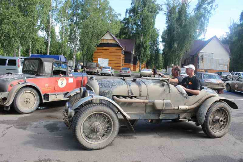 6th Peking to Paris Motor Challenge 2016