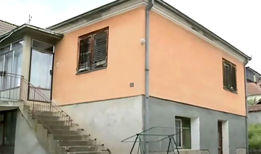 Marko Miljković obnavlja kuću na selu, jedna kuća se renovira, drugu ruši