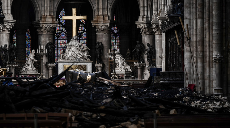 A Notre-Dame / Fotó: MTI/EPA/Philippe Lopez