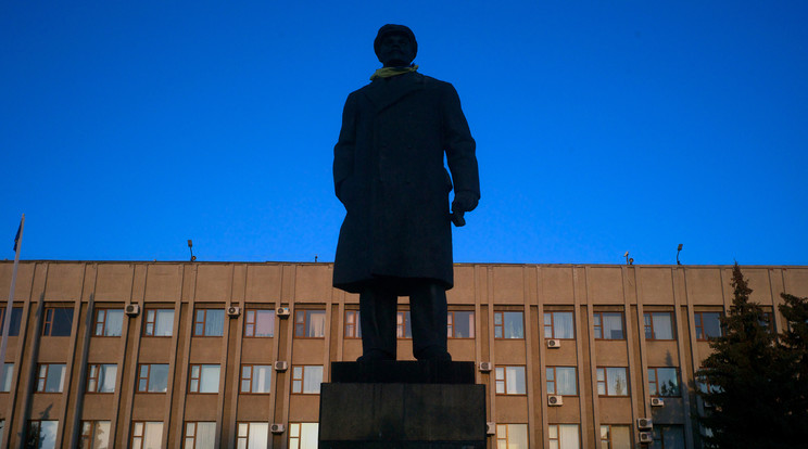 Lenin szobrot állítottak vissza az orosz erők Ukrajnában / Illusztráció / Foto: Northfoto