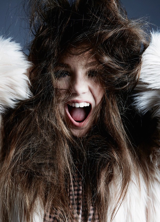 maddie ziegler, sia, táncos, 13 éves táncos, kislány, videóklip, hunger, címlap, balett