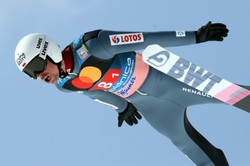 W Planicy wiatr uziemił skoczków. Konkurs drużynowy odwołany