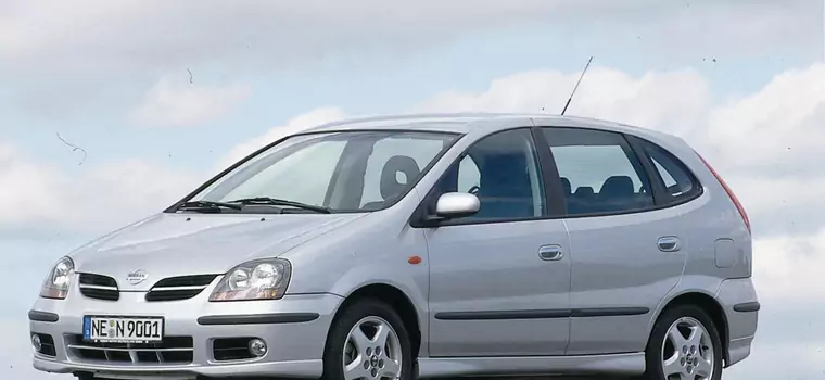 Nissan Almera Tino: zakup wysokiego ryzyka