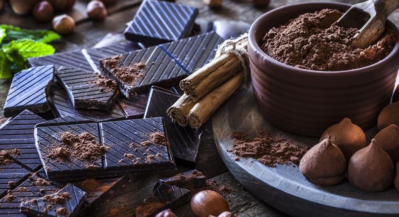 Health benefits of dark chocloate [Runner'sWorld]