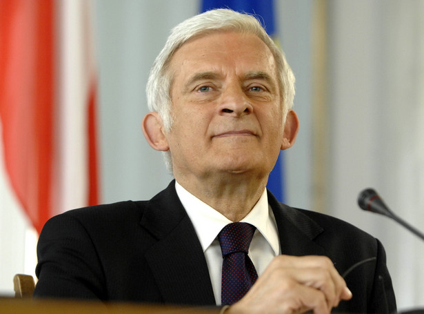 PiS chce Buzka jako szefa europarlamentu