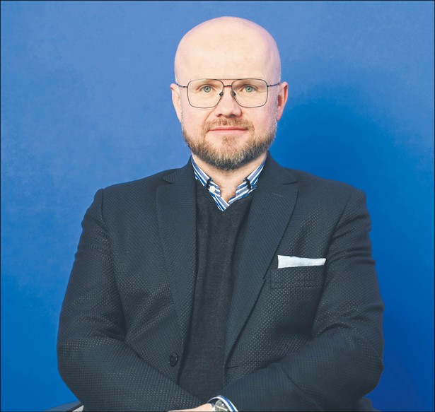 W nowej definicji ruchu pojazdu jest mowa o tym, że pojazd musi być wykorzystywany jako środek transportu. Problemem tej definicji są sytuacje graniczne - mówi dr Michał Ziemiak, rzecznik finansowy.