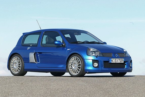 Renault Clio V6 – tak jeździ najmocniejsza fabryczna wersja