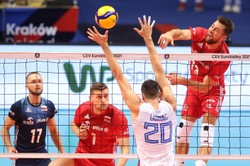 ME siatkarzy. Prawie trzy godziny emocji. Polacy po zaciętym boju pokonali Serbów