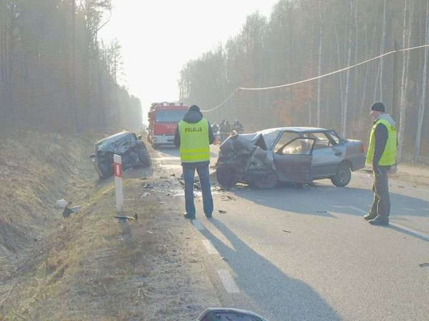 Koszmar na drodze. 3 mężczyzn zginęło w wypadku!