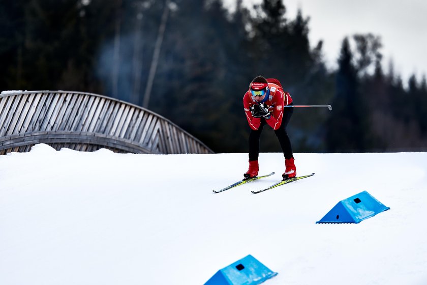 PŚ w Otepaeae: Justyna Kowalczyk blisko podium. Dominacja Bjoergen