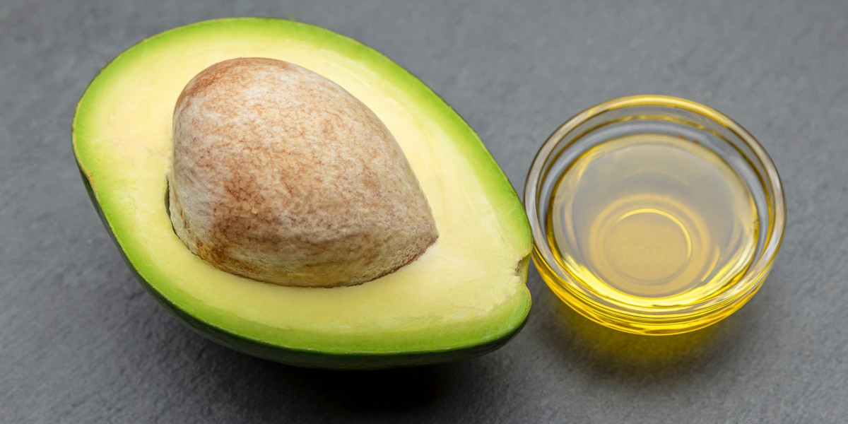 Awokado nazywane jest "masłem bogów" – zawiera wyjątkowo korzystny dla zdrowia zestaw kwasów tłuszczowych.