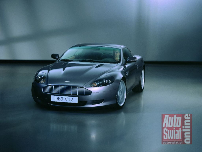 Aston Martin DB9