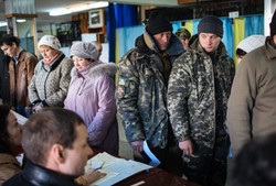 Blok Poroszenki wygrywa wybory na Ukrainie. Z kim koalicja?