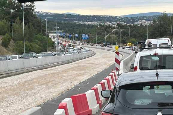 SEDAM KILOMETARA SAT VREMENA Prošli smo paklenom deonicom pored Soluna: Srbi, spremite se za haos! Evo kako tačno da izbegnete NEVIĐENI KOLAPS