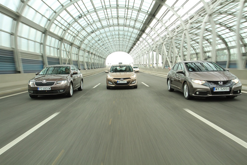 Honda Civic, Hyundai i30, Skoda Octavia w teście z Kubą Giermaziakiem