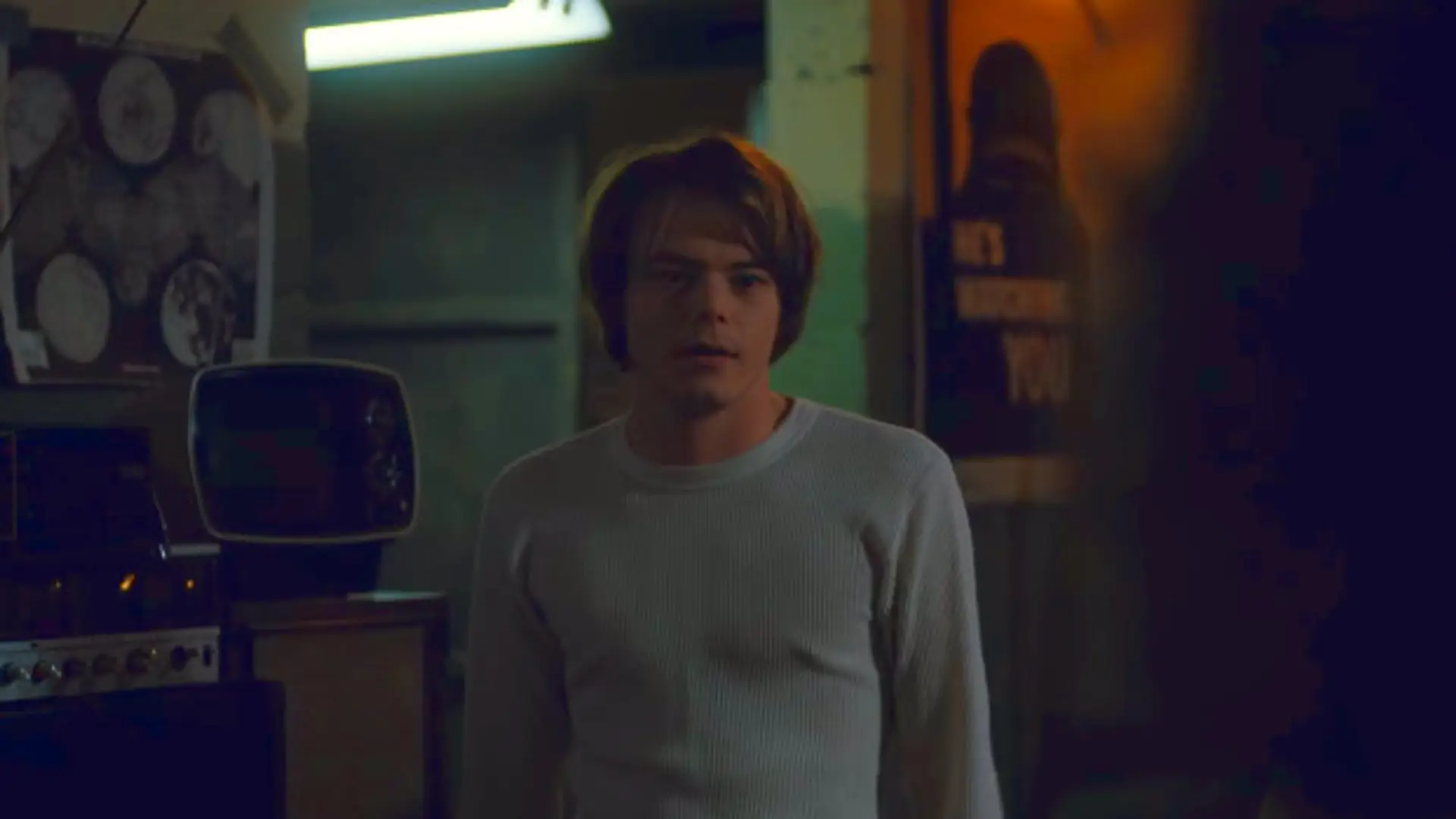 Polski akcent w filmiku ze "Stranger Things". Charlie Heaton złapie za to dużego plusa