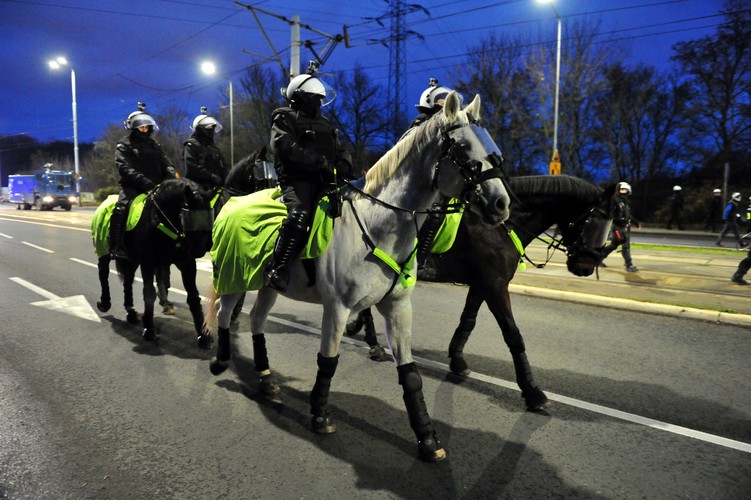 Nadzwyczajne środki bezpieczeństwa na meczu Pogoni z Lechem