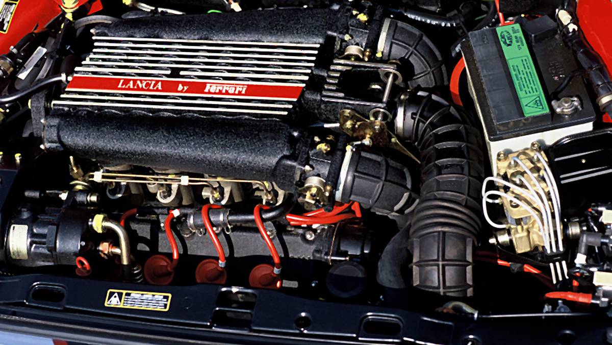 Lancia Thema 8.32 (wersja po liftingu; 1988-1992)