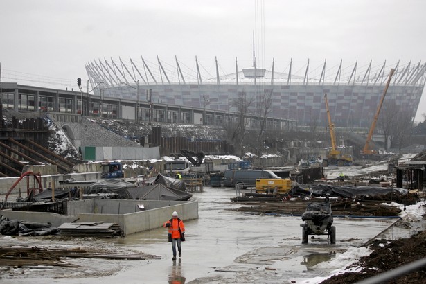 Budowa II linii metra ruszyła 11 września 2010 roku i ma się zakończyć w połowie 2014 roku. Na stacji Stadion już trwają pierwsze prace wykończeniowe. To pierwsza stacja, gdzie etap prac konstrukcyjnych jest prawie zamknięty - donoszą media.