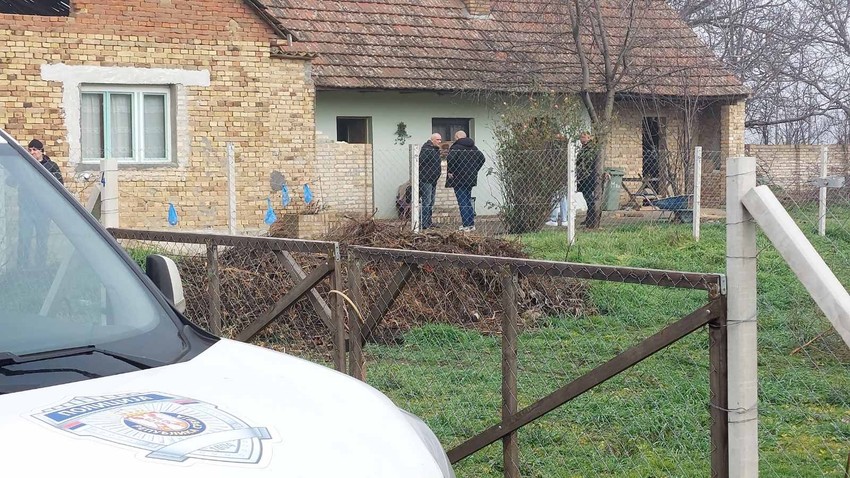 Uviđaj ubistva žene u Srbobranu