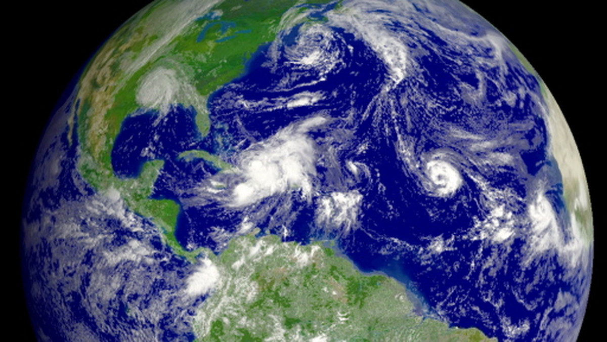 Hanna, nowy huragan, utworzył się nad Atlantykiem i zbliża się do USA. Według meteorologów huragan wyląduje w piątek wieczorem gdzieś pomiędzy Florydą a Północną Karoliną.