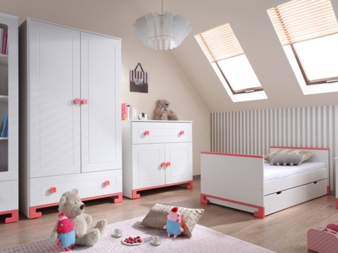 Aranżacja z wykorzystaniem mebli z oferty marki Pinio - kolekcja ToTo