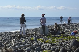 Reunion: Malezyjscy urzędnicy w drodze na wyspę, gdzie znaleziono szczątki samolotu