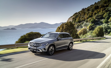 MERCEDES-BENZ GLC Business Edition 4Matic 306KM 225KW