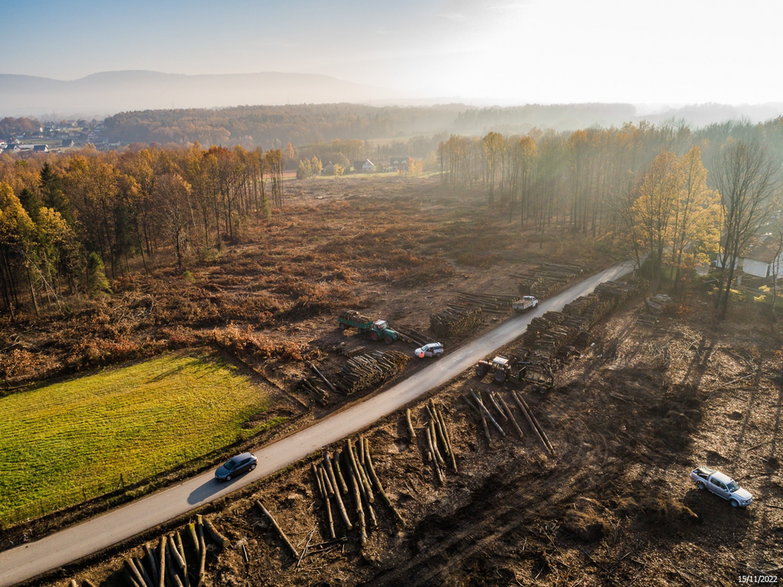 Budowa drogi ekspresowej S-1 - odcinek Dankowice - węzeł Suchy Potok - zdjęcia z drona - 15.11.2022 - autor: GDDKiA