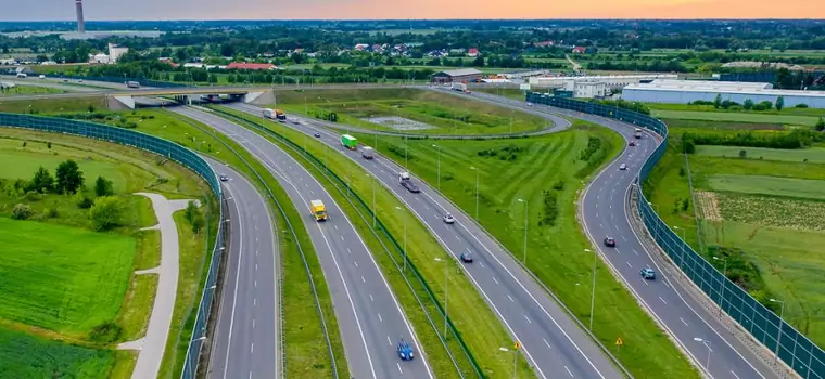 Autostrada A2 będzie poszerzana bez wstrzymywania ruchu. Trzy lub cztery pasy w każdym kierunku