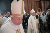 Nowy metropolita krakowski wzmocni ludzi Dziwisza? "To jest spór o władzę i pieniądze"