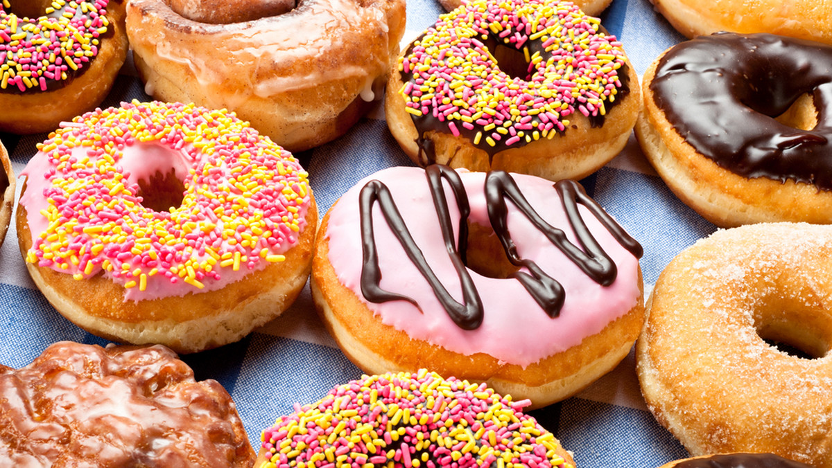 Pączki z dziurką - przepis na amerykańskie donaty (doughnuts) Magdy Gessler