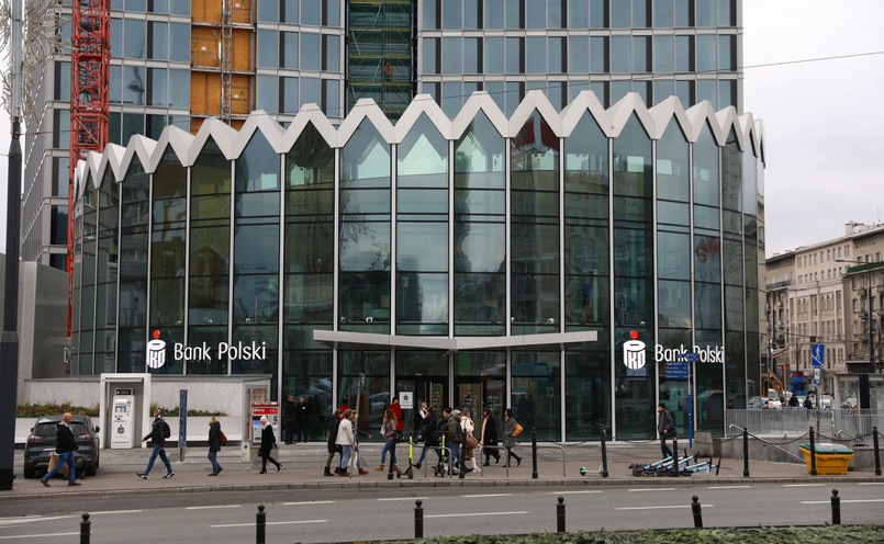 Rotunda była rewitalizowana przez ostatnie trzy lata, a na ostateczny efekt miały wpływ konsultacje społeczne, przeprowadzone wśród mieszkańców Warszawy. Wzięło w nich udział ponad 10 tys. osób, które zgłosiły 1500 pomysłów na funkcje społeczne budynku.