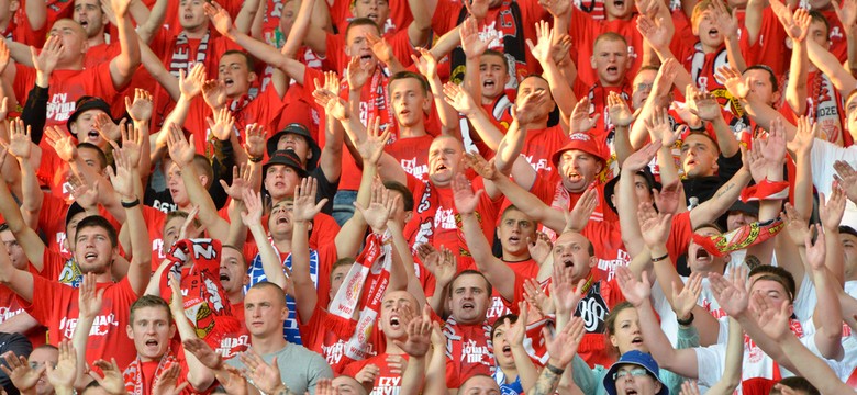 Kibice Widzewa Łódź zebrali pieniądze na pomoc szpitalom