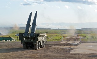 Nocny atak Rosjan na obwód odeski: Iskander-M i Ch-59 w akcji. Ukraińcy strącili rosyjską rakietę i 10 dronów Shahed