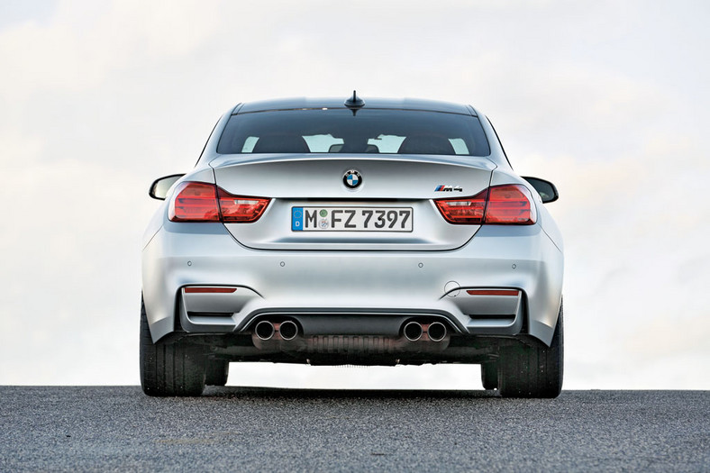 BMW M4 - jak wściekły byk!