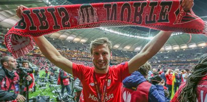 Krychowiak w Sevilli przedłużył kontrakt. Zarobki? Fortuna