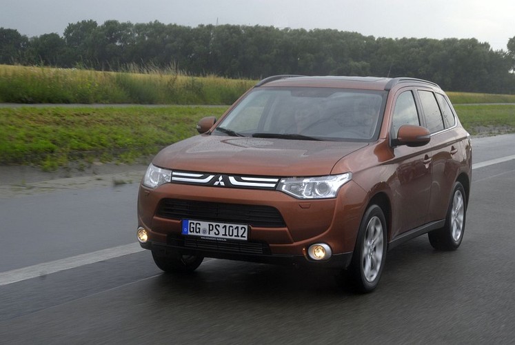 Mitsubishi outlander