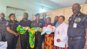 Enugu CP visits family of police sergeant whose wife delivered triplets. [NAN]
